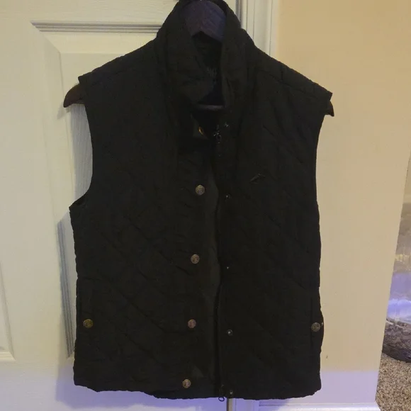 Elegant Black Quilted Vest for Women - Picture 1 of 4